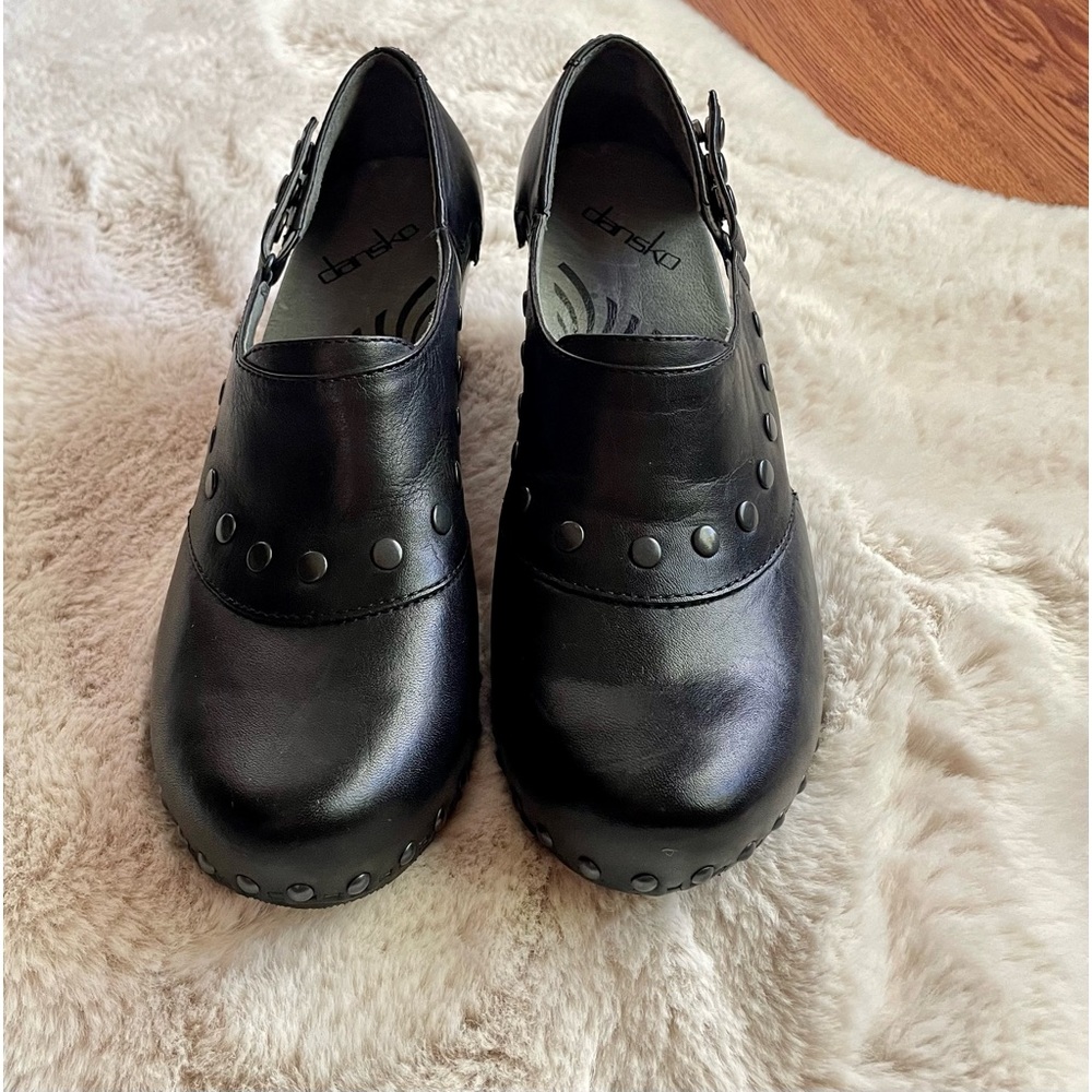 Dansko like new sz 8-9 (39) black clog/mule